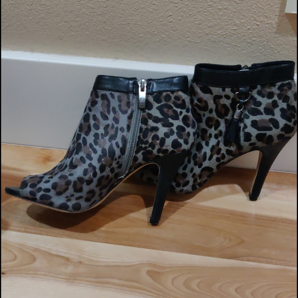Vince camuto leather booties